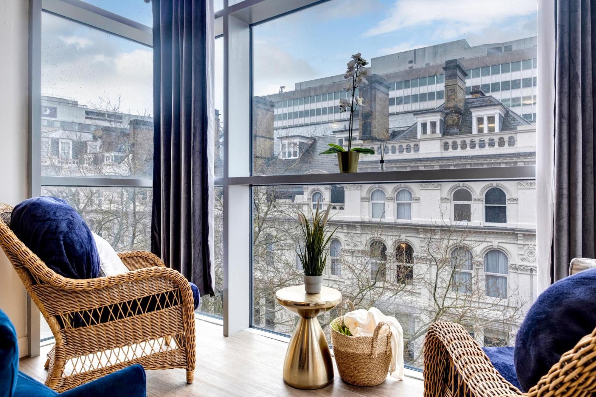 Ultra Stylish 2 Bedroom Apt Centrally Located Birmingham Exteriör bild